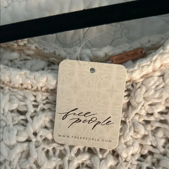 Free People Off-White Chunky Knit Sweater - Picture 3 of 9